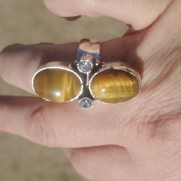 New Tiger Eye and White Topaz 925 Silver Statement Ring. - Picture 10 of 12